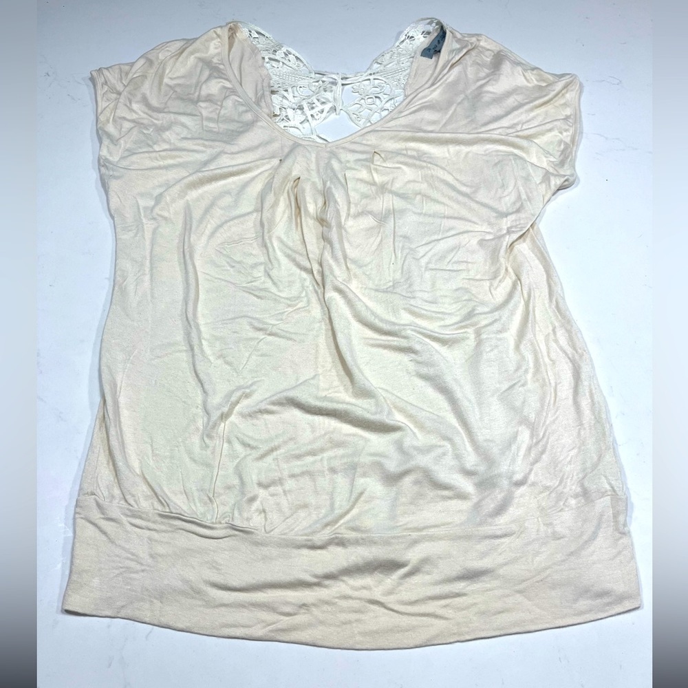 Women’s top!